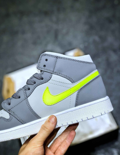  Air Jordans  1 Mid  ' Grey Volt ' 554724-072 photo review