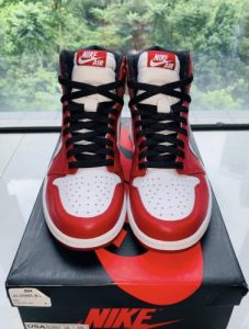  Air Jordans  1 Retro High OG  555088-101 photo review