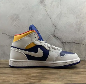  Air Jordans  1 Mid  ' White Deep Royal Blue ' 554724-131 photo review