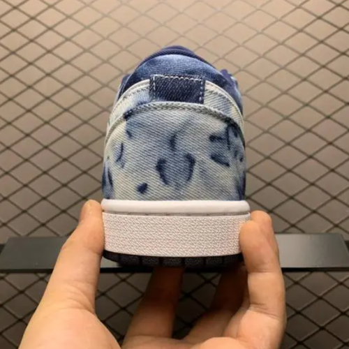  Air Jordans  1 Low SE  ' Washed Denim ' CZ8455-100 photo review