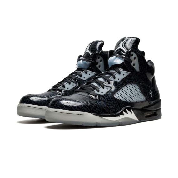  Air Jordans  5 RETRO    '  Doernbecher  '  633068-010633068-010