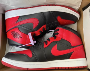  Air Jordans  1 Retro High OG  ' Banned Bred ' 555088-001 photo review