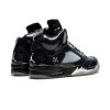  Air Jordans  5 RETRO    '  Doernbecher  '  633068-010633068-010