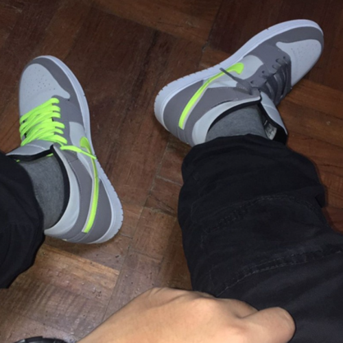  Air Jordans  1 Mid  ' Grey Volt ' 554724-072 photo review