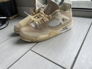  Air Jordans  4 Retro SailCV9388-100 photo review