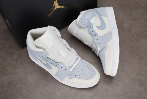  Air Jordans  1 Mid SE  ' Sail Light Blue ' DA4666-100 photo review