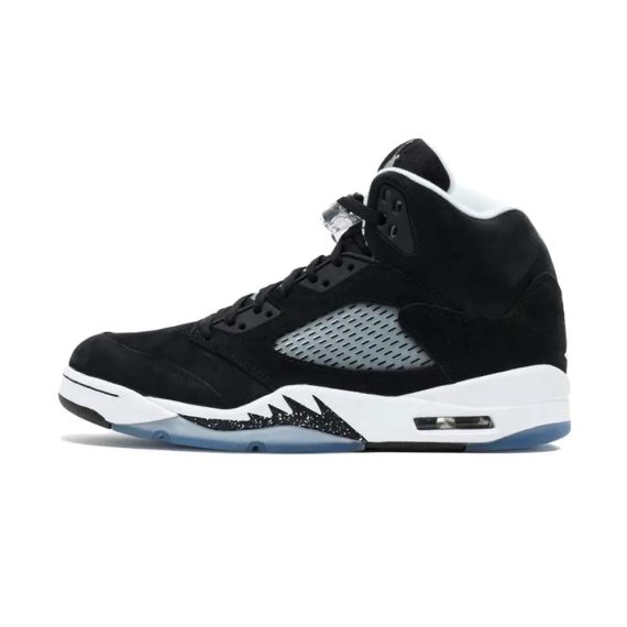  Air Jordans  5 Retro  ' Oreo ' CT4838-011