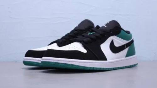  Air Jordans  1 Low  ' Mystic Green ' 553558-113 photo review