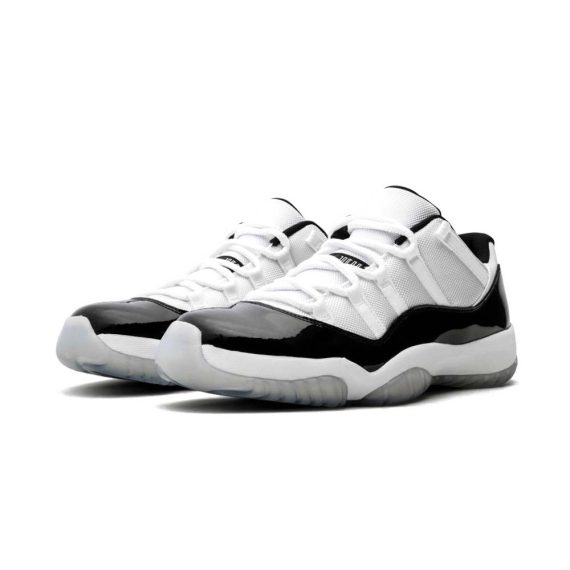  Air Jordans 11 Retro Low  ' Concord ' 528895-153