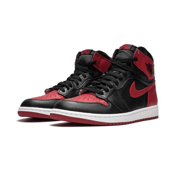  Air Jordans  1 Retro High OG  ' Banned Bred ' 555088-001