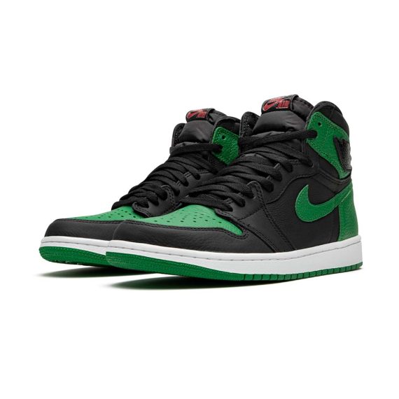  Air Jordans  1 Retro High  ' Pine Green 2.0 ' 555088-030