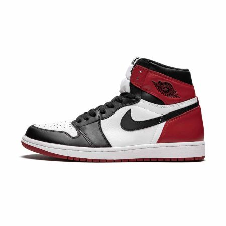  Air Jordans  1 Retro High OG  ' Black Toe ' 555088-125