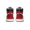  Air Jordans  1 Retro High OG  ' Black Toe ' 555088-125