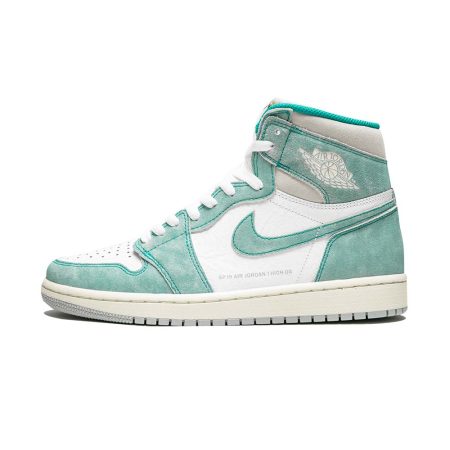  Air Jordans  1 Retro High OG ‘ Turbo Green ‘ 555088-311