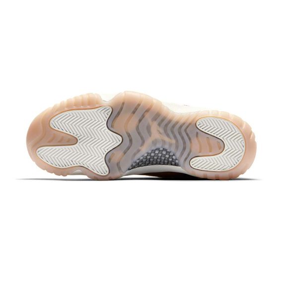  Air Jordans 11 Retro Low WMNS  ' Rose Gold ' AH7860-105