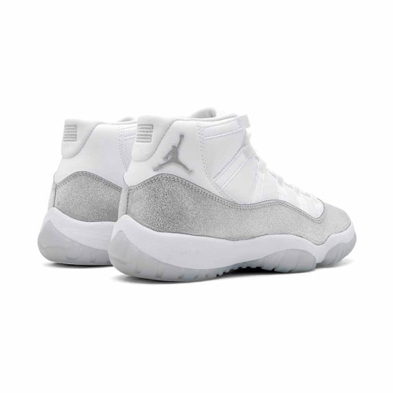  Air Jordans  11 Retro  ' METALLIC SILVER ' AR0715-100