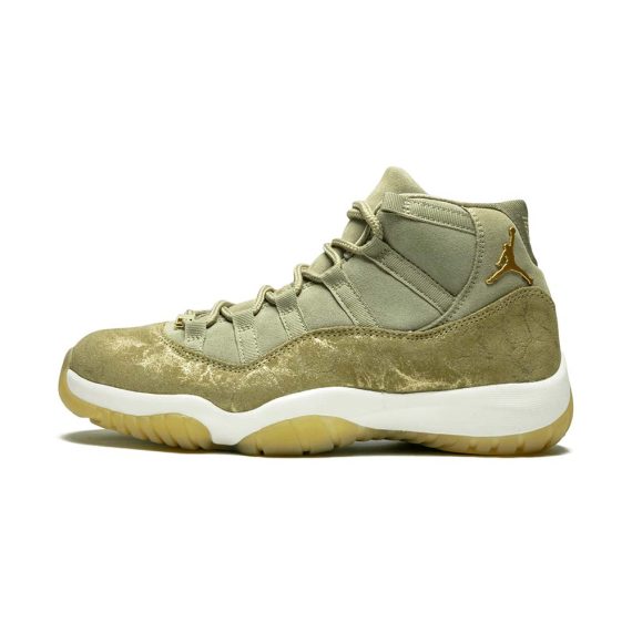  Air Jordans 11 Retro  ' Neutral Olive ' AR0715-200