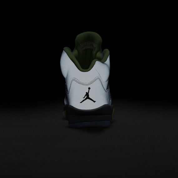  Air Jordans  5 Retro ' Green Bean 2022 ' DM9014-003