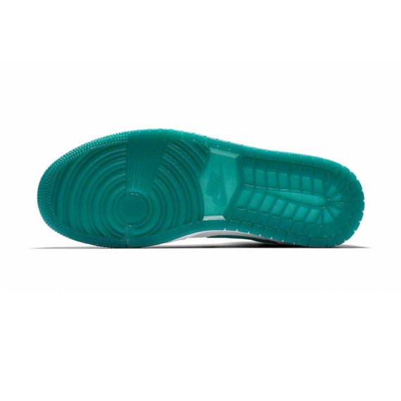  Air Jordans  1 Mid  ' Mystic Green ' CD6759-103