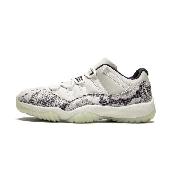  Air Jordans 11 Retro Low  ' Snakeskin Light Bone ' CD6846-002