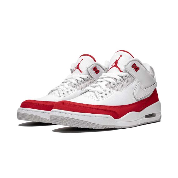  Air Jordans  3 Retro Tinker  '  Air Jordans Max 1 C University Red ' CJ0939-100