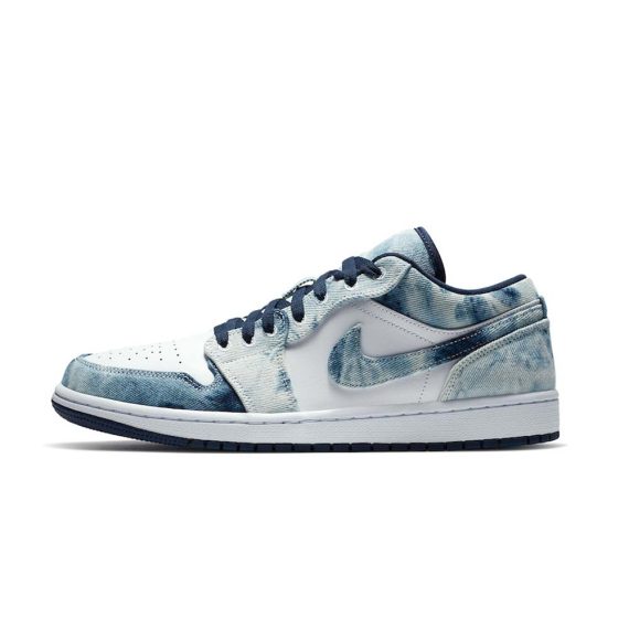  Air Jordans  1 Low SE  ' Washed Denim ' CZ8455-100