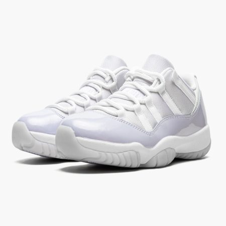 jordan-air-jordan-11-low-wmns-pure-violet_17769609_39477661_2048